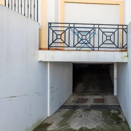 Apartment #325 Areias Walk To *