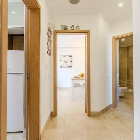 Apartment #325 Areias Walk To