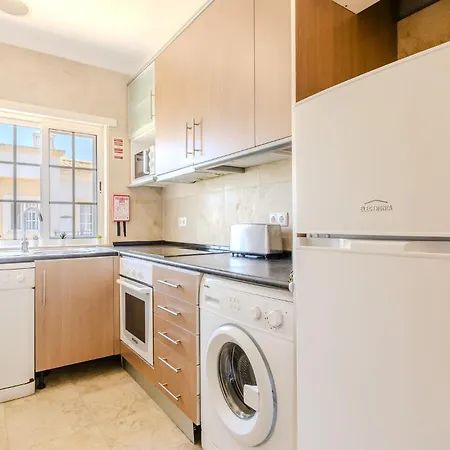 #325 Areias Walk To Apartment