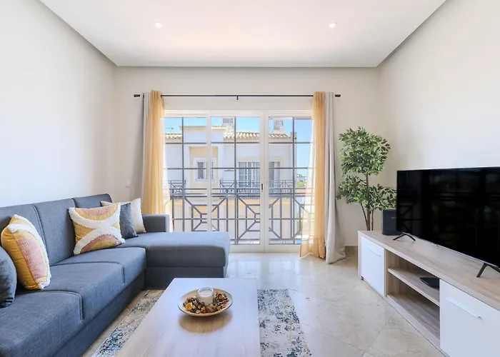 Apartment #325 Areias Walk To