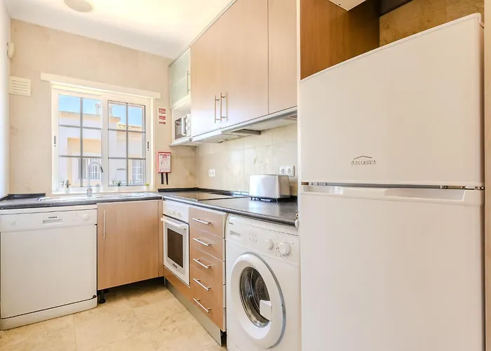 #325 Areias Walk To Apartment