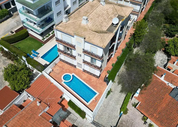 #325 Areias Walk To Apartment *